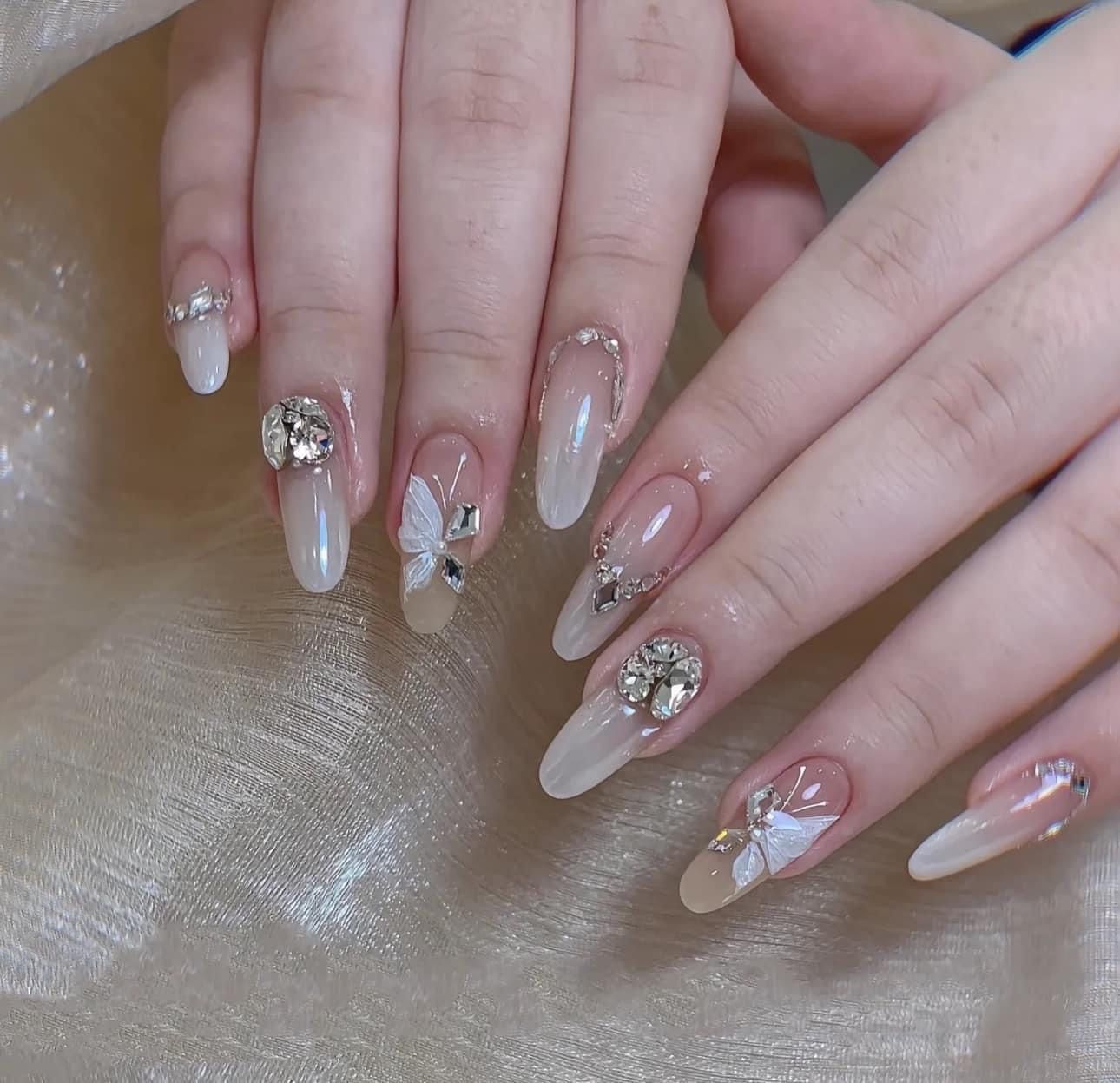 Chăm sóc móng sau khi làm nail rất cần thiết cho một bộ móng khỏe, đẹp